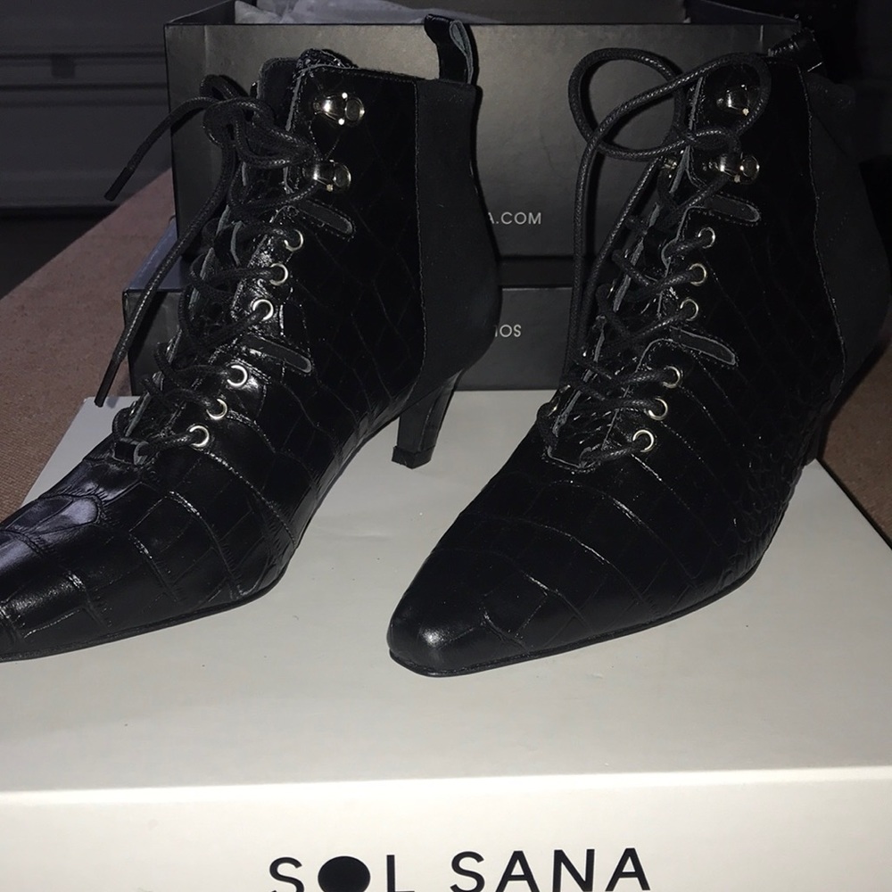Brand new sol sana
